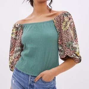 W5 Concepts Roselle Smocked Top with green body and fun animal sleeves medium